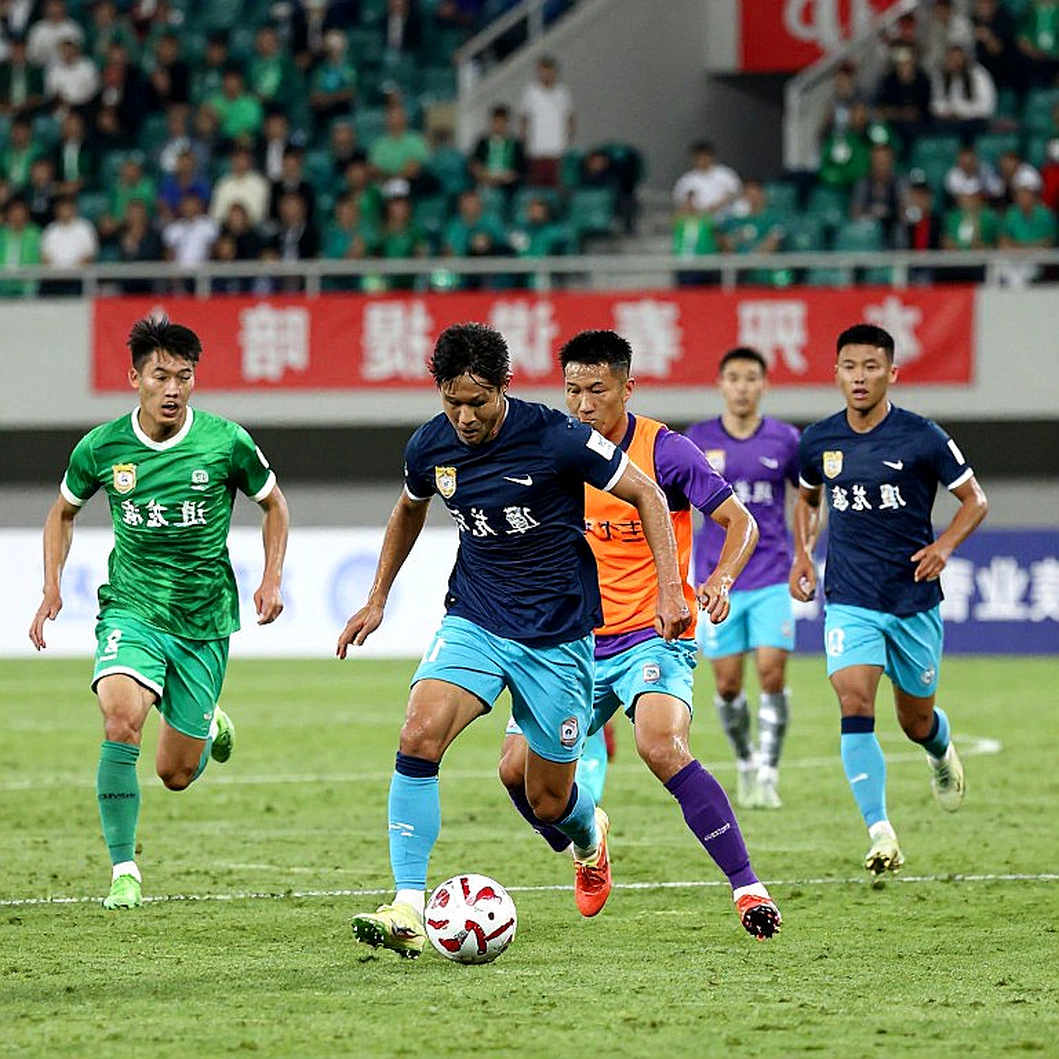 Khối trung bình thấp ở V-League: khi kẻ chiếu dưới trả không gian bằng thời gian