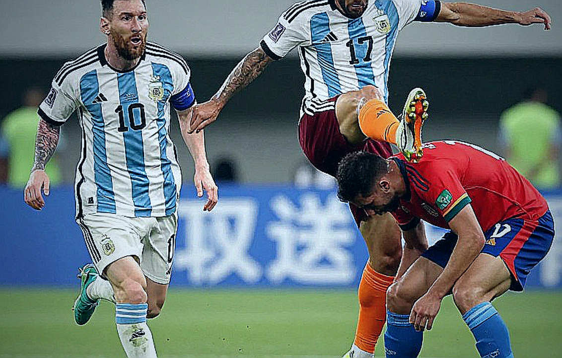 Sân nhà Messi đăng cai vòng chung kết FIFA Women's Champions Cup: tín hiệu chiến lược hay câu chuyện truyền thông?