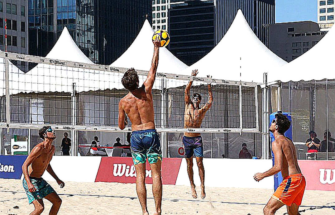 Thổ Nhĩ Kỳ gục ở cuối set: Romania thắng 3-1, Efeler dồn hết hy vọng vào lượt cuối