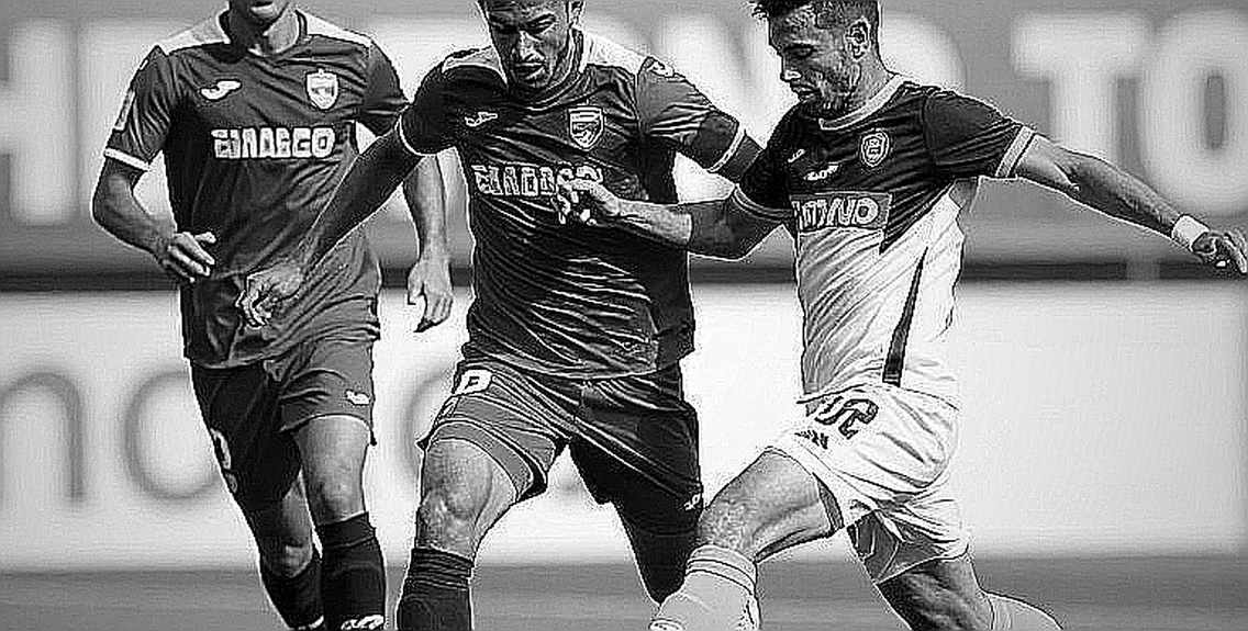 Brighton tiếp Arsenal: Đọc phong độ bằng con mắt trọng tài
